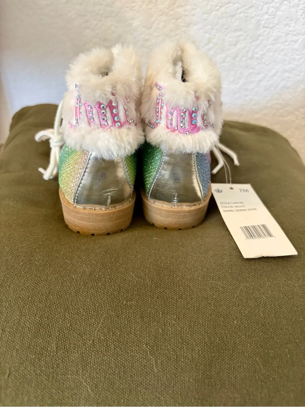 Juicy Couture Girls Rainbow Glitter Faux-Fur Lace-Up Boots - Multi